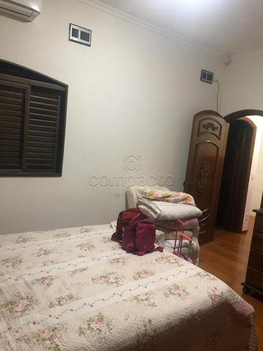 Imagem 8 de 10 de Casas - Ref: V8217