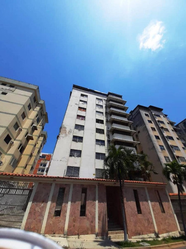 Venta Apartamento En Resid. Elizabeth, Urb. Los Nísperos