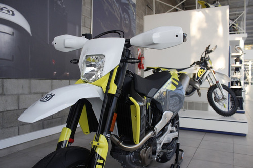 701 Supermoto Husqvarna Potencia Oferta Contado Financia H