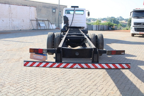 Mb 1620 6x2 - No Chassi 10m
