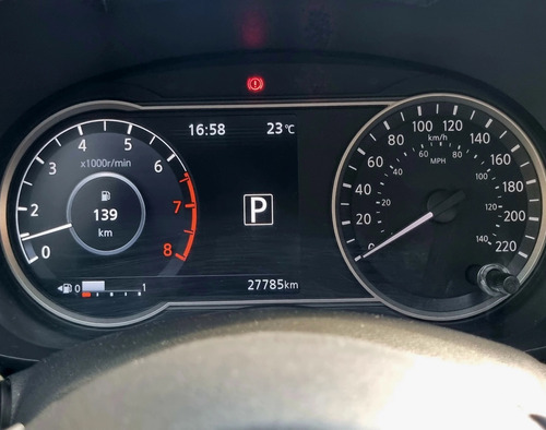 Nissan Versa 1.6 16V FLEX ADVANCE XTRONIC