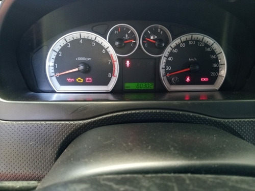 Imagen 7 de 11 de Chevrolet Aveo 2017 1.6 Lt Mt