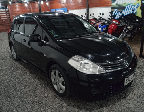 Nissan Tiida Full