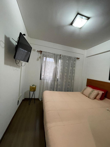 Departamento En Venta De 3 Ambientes Con Balcón Y Espacio Guardacoche- Wilde