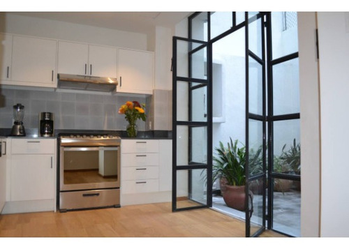 Garden House En Calle Pomona, Col.roma Norte, 2 Rec. 2.5 B