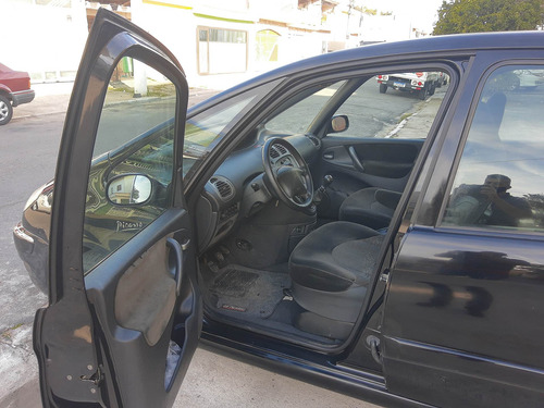 Imagem 7 de 15 de Citroen Xsara Picasso 2011