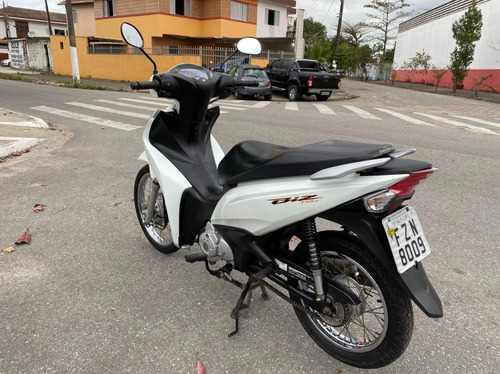 Imagem 3 de 10 de Honda Biz 110