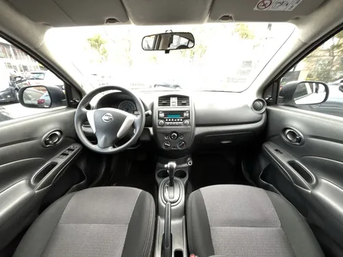 Nissan Versa Drive 2020