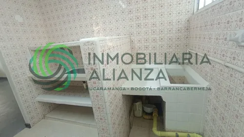 Apartamento En Arriendo En Bucarica. Cod A17009