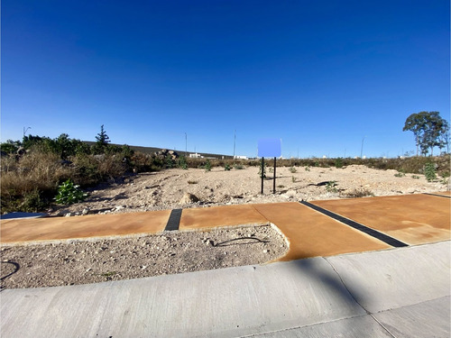 Terreno En Esquina De 334m2 En Condominio Con Amenidades, Mallorca Residence