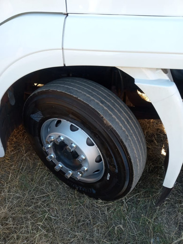 Imagem 10 de 13 de Iveco Stralis Ano 2008