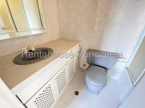 Hermosa Casa En La Tahona