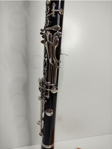 Imagem 4 de 10 de Clarinete Sib 21 Chaves Bugobot Madeira Com Estojo Completo