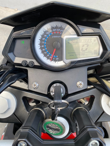 Imagen 7 de 8 de Benelli 300