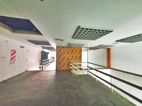 Imagen 18 de 26 de Venta Local 550 M2 Avellaneda