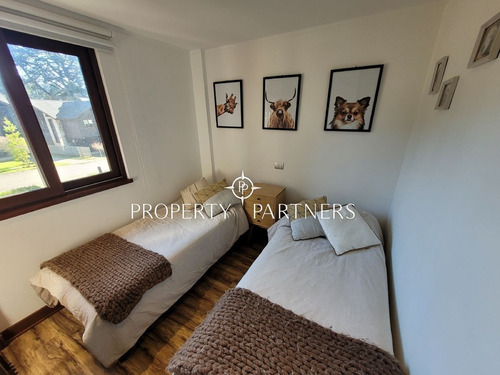 Imagen 11 de 30 de Casa Estilo Townhouse En Parque Pinares