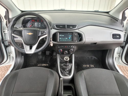 Chevrolet Onix 1.4 Lt 98cv
