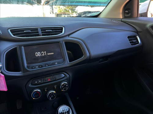 Chevrolet Onix Onix lt 1.4 Flex Manual