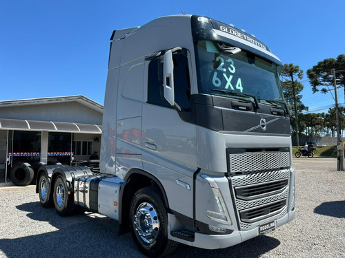 Volvo Fh 540 Cab. Globetrotter Pac. Ec 6x4 Ano 2023 Cinza 