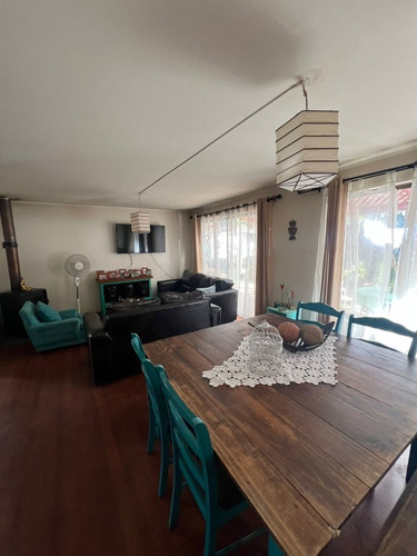 Se Vende Casa En Parque Las Rastras En Excelente Ubicación.