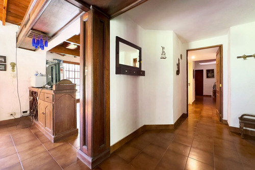 Casa En Venta En Barrio Parque Belen De Escobar