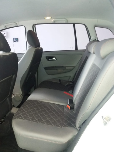 Imagen 7 de 15 de Volkswagen Suran Highline 1.6 Msi Sb