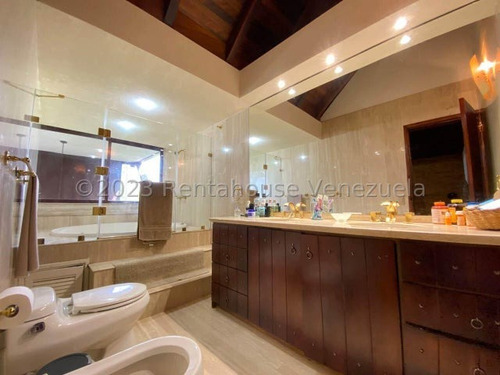 Se Vende Casa En La Lagunita Country Club Mls #24-9585