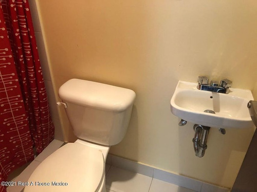 Imagen 8 de 14 de Departamento En Renta En Calle Lomas Del Rio 21-4021 Cr