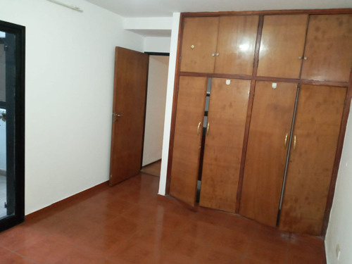 Venta Departamento 3 Dormitorios Nva Cba Con Patio