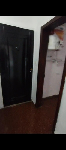 Casa En Venta - 2 Dormitorios 1 Baño - 200mts2 - Florencio Varela