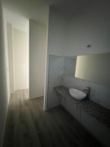Imagen 19 de 22 de Impecable Apartamento Recién Reciclado En El Centro Ref 627