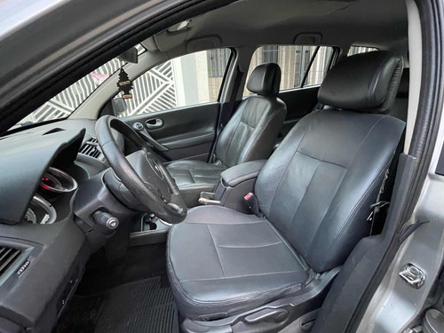 Renault Megane Grand Tour 1.6 Dynamique Hi-flex 5p