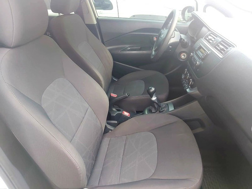 Kia Rio 1.2 Permuto Financio ( Accent I10 Sedan Gol Etc
