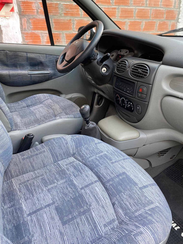 Imagen 5 de 11 de Renault Scénic 1.6 Sportway Gnc