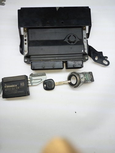 Computadora Toyota Hiace Kit Completo (Usado)