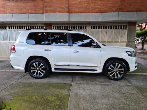 Toyota Land Cruiser Excalibur Blindado2p