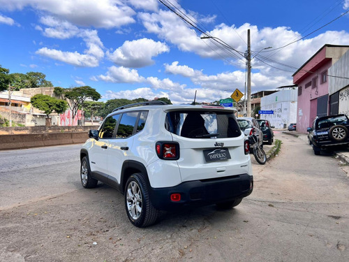 Jeep Renegade Sport 1.8 4x2 Flex 16v Aut.