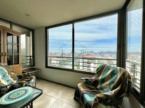 Estupendo Departamento En Venta De 2 Dorm. Vitacura.