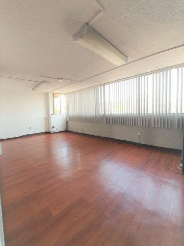 Oficina En Renta En Los Álamos, Naucalpan De Juárez