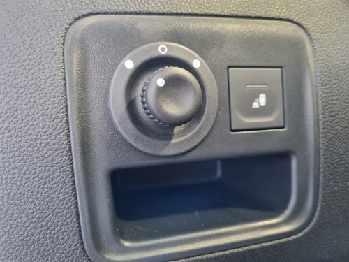 Imagen 8 de 15 de Renault Duster Intens Outsider 1.6 2023 0km