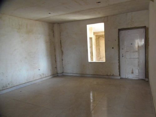 Imagen 11 de 14 de Se Vende Edificio Con Apartamentos Y Local Comercial En Tucacas Pueblo