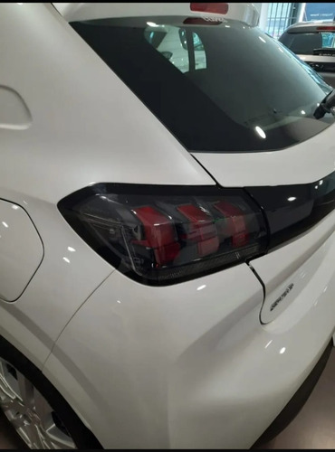 Imagen 3 de 22 de Peugeot 208 Active 2022