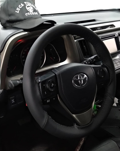 Imagen 3 de 4 de Funda Para Volante Cuero Cocido Genuino Toyota Luca Tiziano