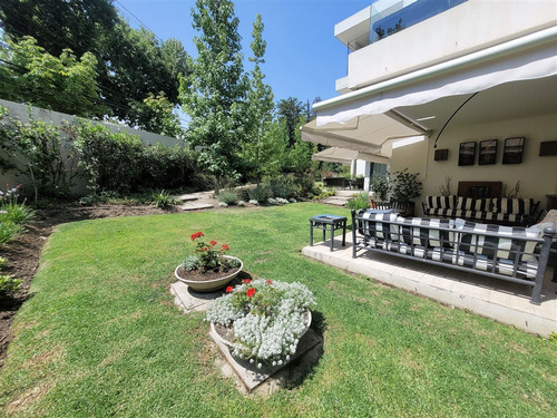 Departamento En Venta Exclusivo De 3d+e+s+ss En Las Condes