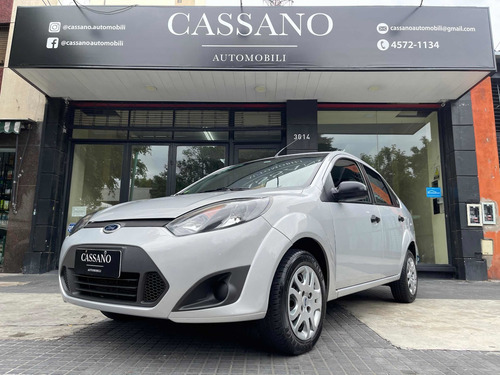 Ford Fiesta 1.6 Max One Ambiente 2010 Cassano Automobili