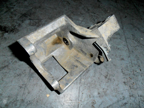 Soporte De Bomba Hidraulica Chevrolet Dmax 3.5 Año 2006-2010