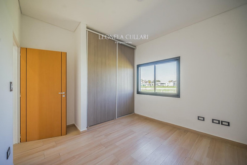Venta - Casa - Barrio La Magdalena - Canning