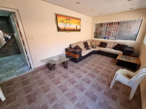Casa De 3hab Y 5 Baños