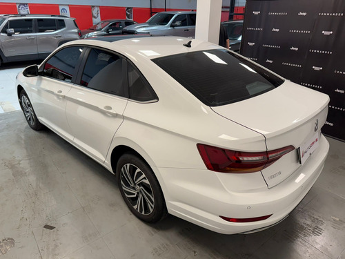 Volkswagen Vento 1.4 Highline 150cv At