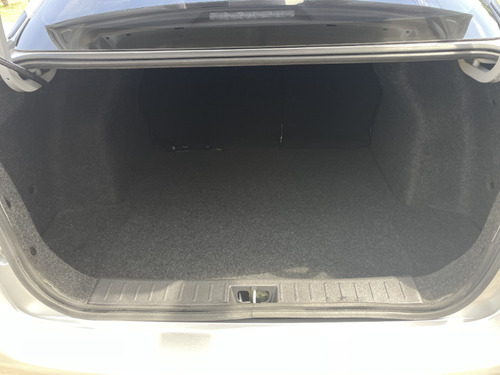 Nissan Versa 1.6 16V FLEX ADVANCE XTRONIC